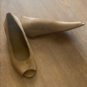 Lacoste tan suede peep toe 1.5” wedge 7.5